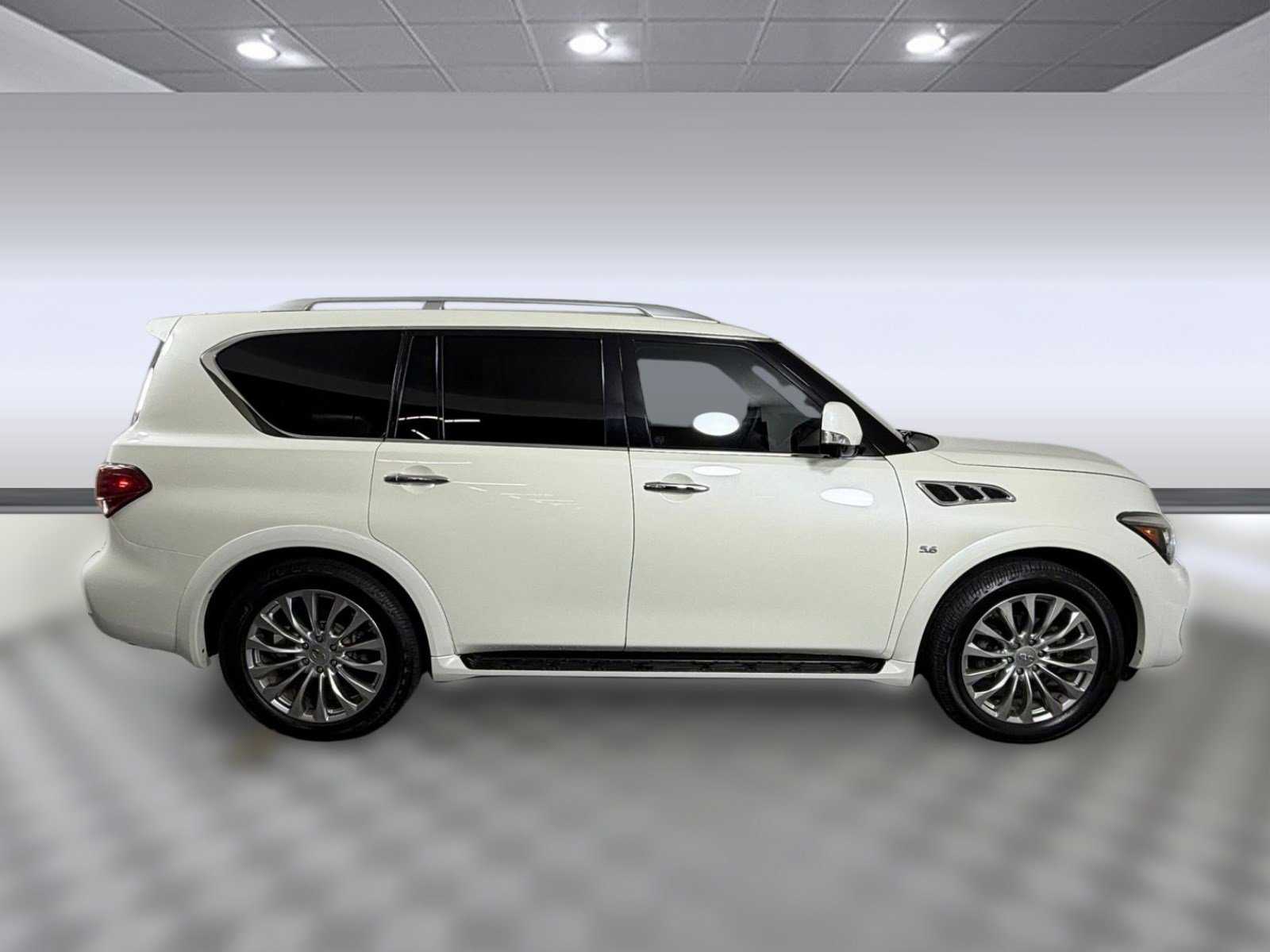 Used 2016 INFINITI QX80 2WD w/ 22" Wheel Package image 8
