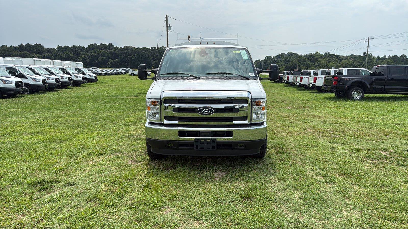 New 2027 Ford E-350 and Econoline 350 Super Duty w/ Power Equipment Group RWD image 8