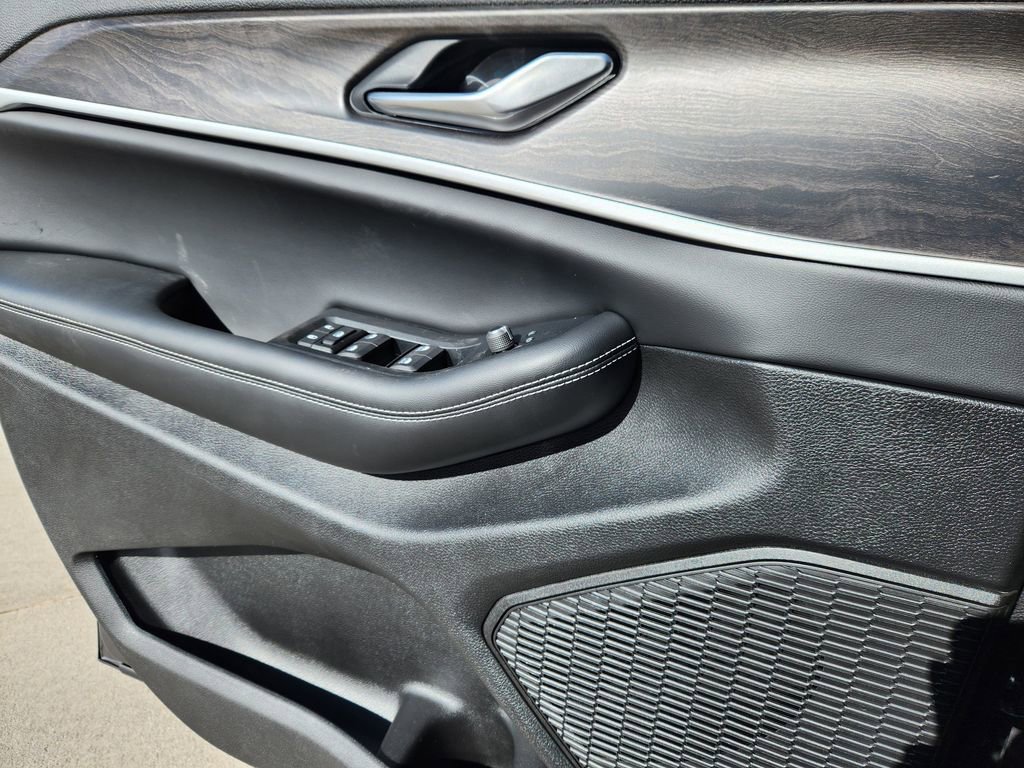 New 2026 Jeep Grand Cherokee Altitude AWD/4WD image 6
