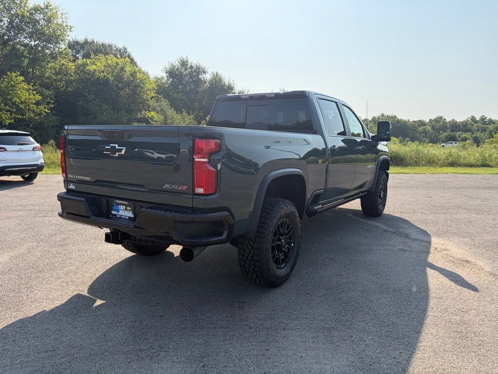 New 2026 Chevrolet Silverado 2500 ZR2 AWD/4WD image 5
