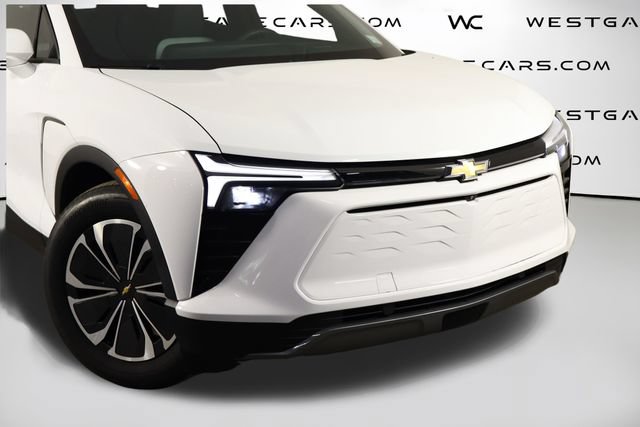 Used 2024 Chevrolet Blazer EV LT AWD/4WD image 48