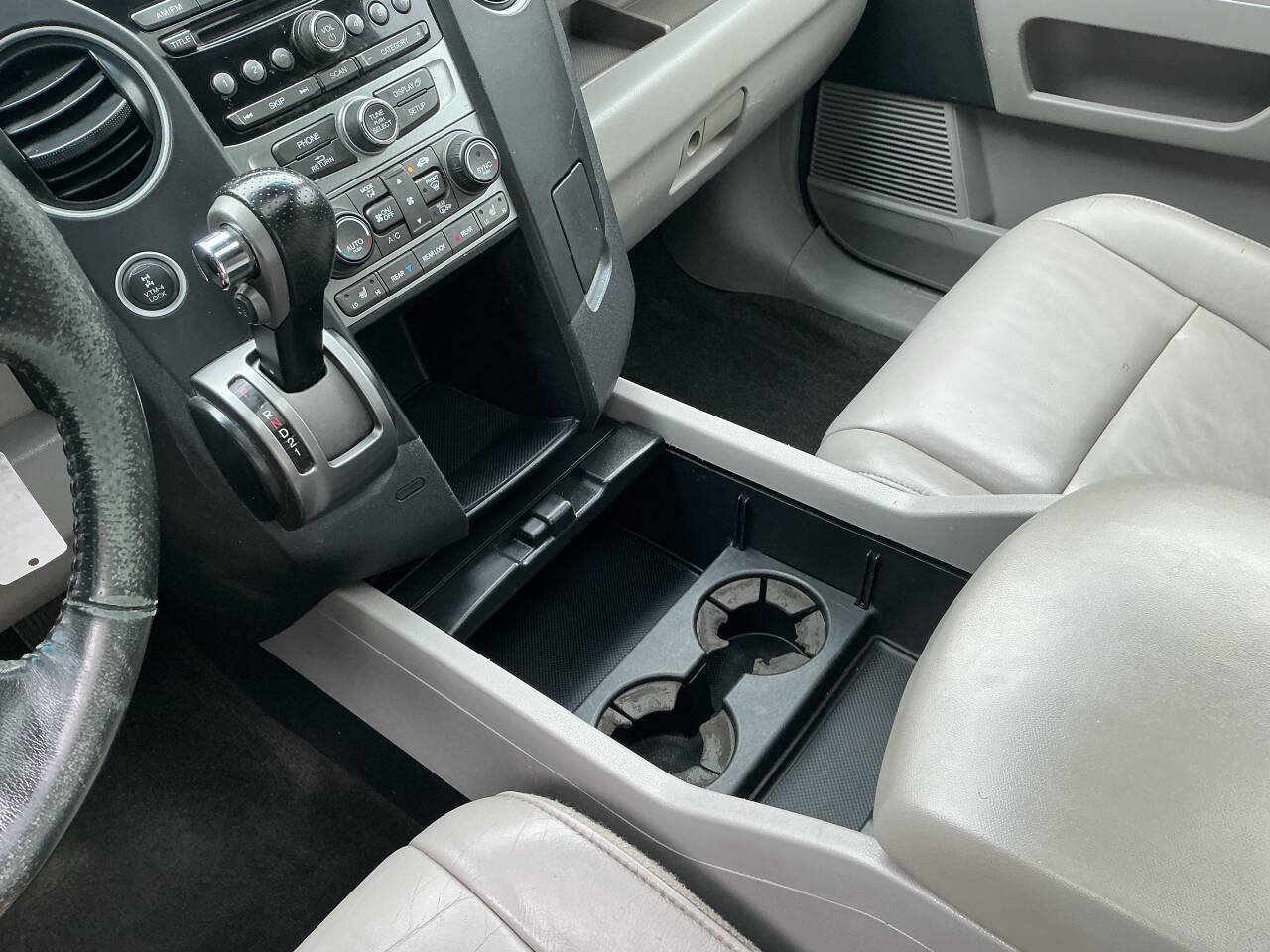 Used 2012 Honda Pilot EX-L image 24