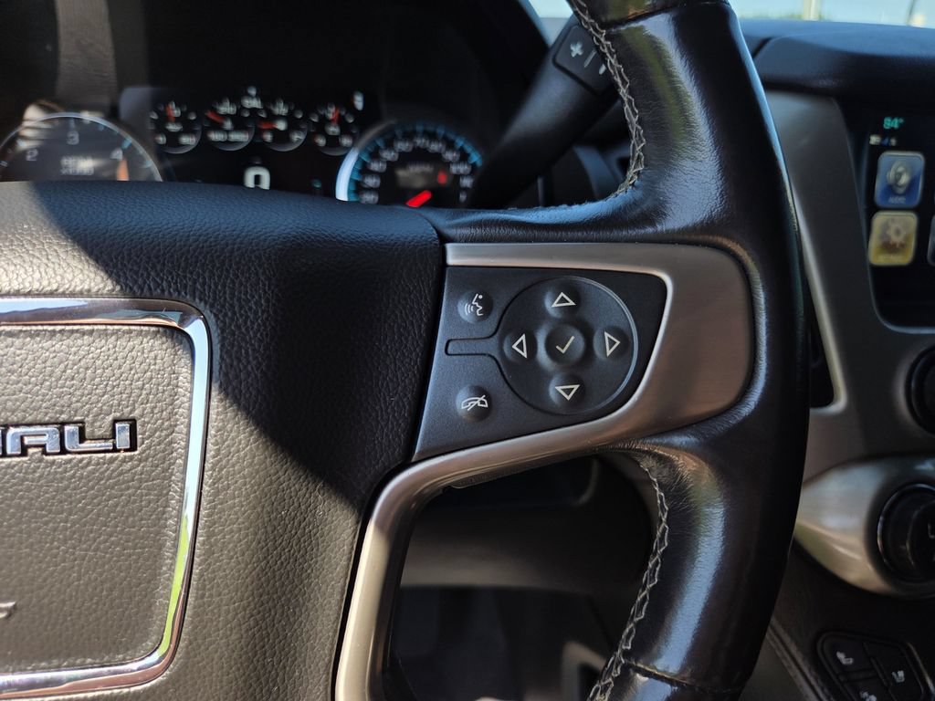 Used 2020 GMC Yukon Denali w/ Open Road Package AWD/4WD image 25