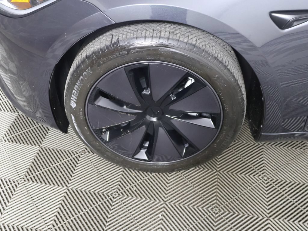 Used 2025 Tesla Model 3 RWD image 23