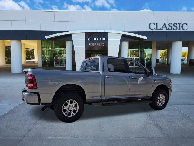 Used 2024 RAM 2500 Laramie AWD/4WD image 8