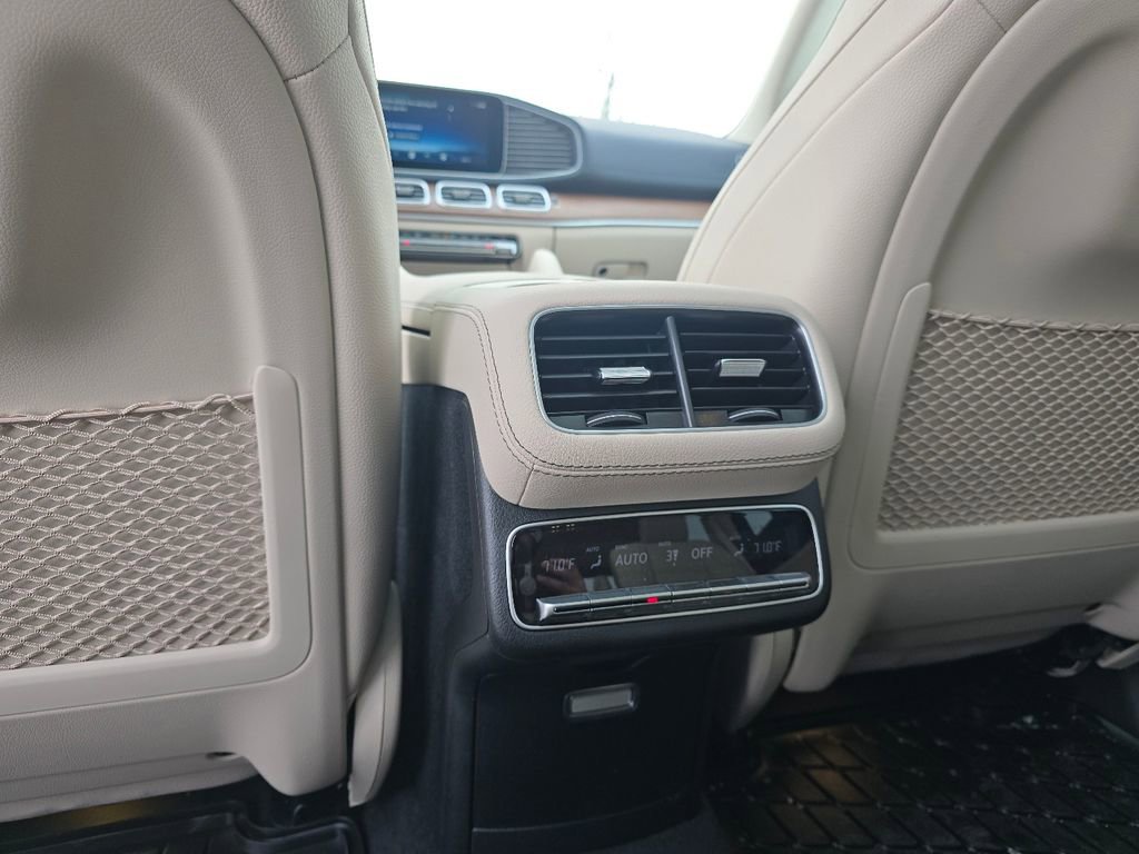 Used 2026 Mercedes-Benz GLS 450 4MATIC image 25