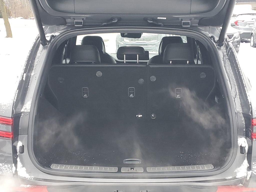 Used 2022 Genesis GV70 3.5T Sport w/ Sport Prestige Package image 8