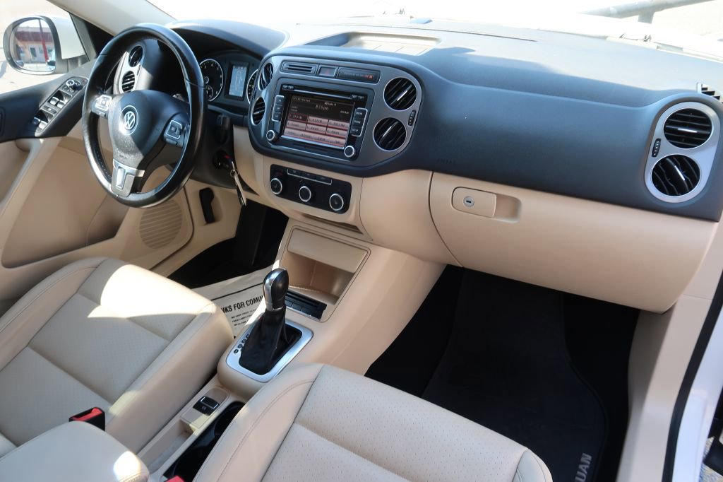 Used 2012 Volkswagen Tiguan SE AWD/4WD image 10