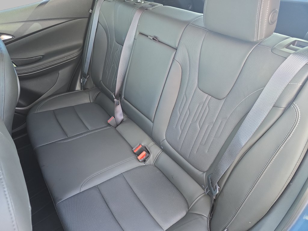 Used 2024 Buick Encore GX Avenir w/ Avenir Convenience Package FWD image 15