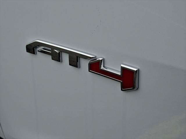 New 2026 GMC Acadia AT4 w/ LPO, Floor Liner Package AWD/4WD image 19