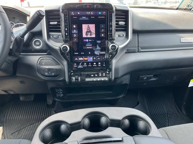 New 2025 RAM 2500 Big Horn AWD/4WD image 5