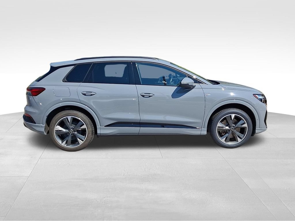 Used 2023 Audi Q4 e-tron Premium Plus w/ Premium Plus AWD/4WD image 7