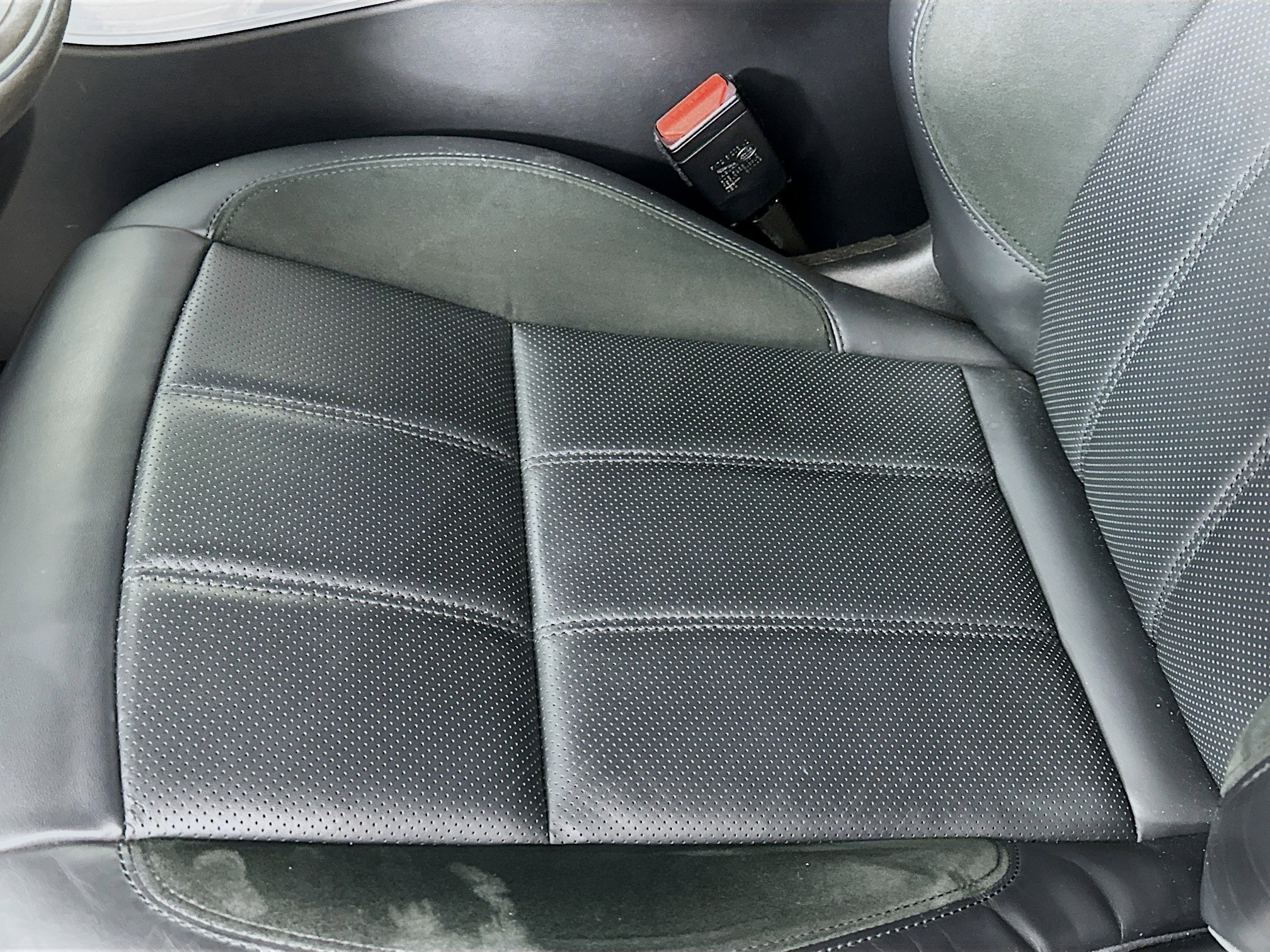 Used 2021 Land Rover Range Rover Sport HST AWD/4WD image 25