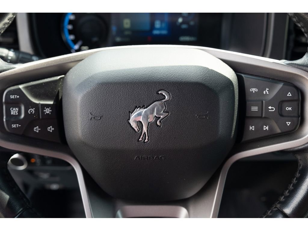 Used 2024 Ford Bronco Everglades image 9