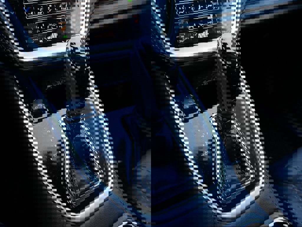 Used 2023 Subaru Outback Limited image 40