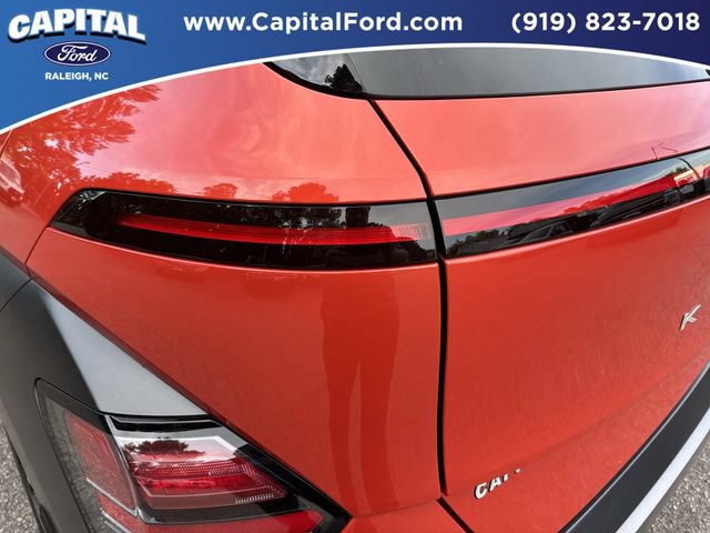Used 2024 Hyundai Kona Limited FWD image 15