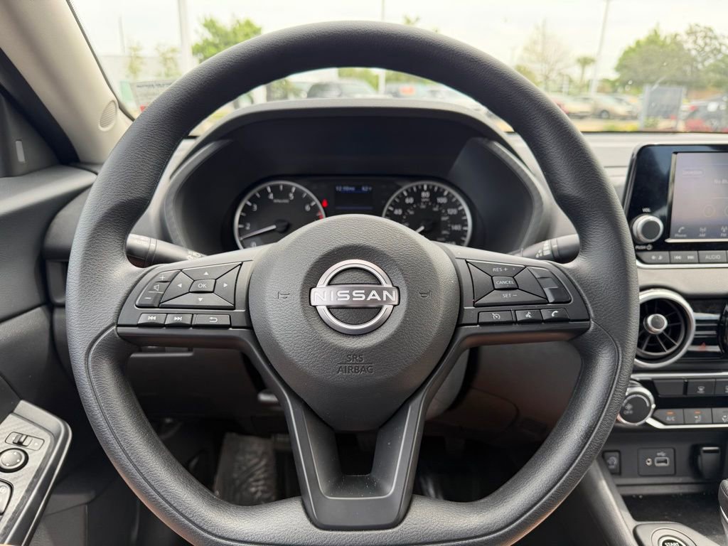 Used 2025 Nissan Sentra S image 15