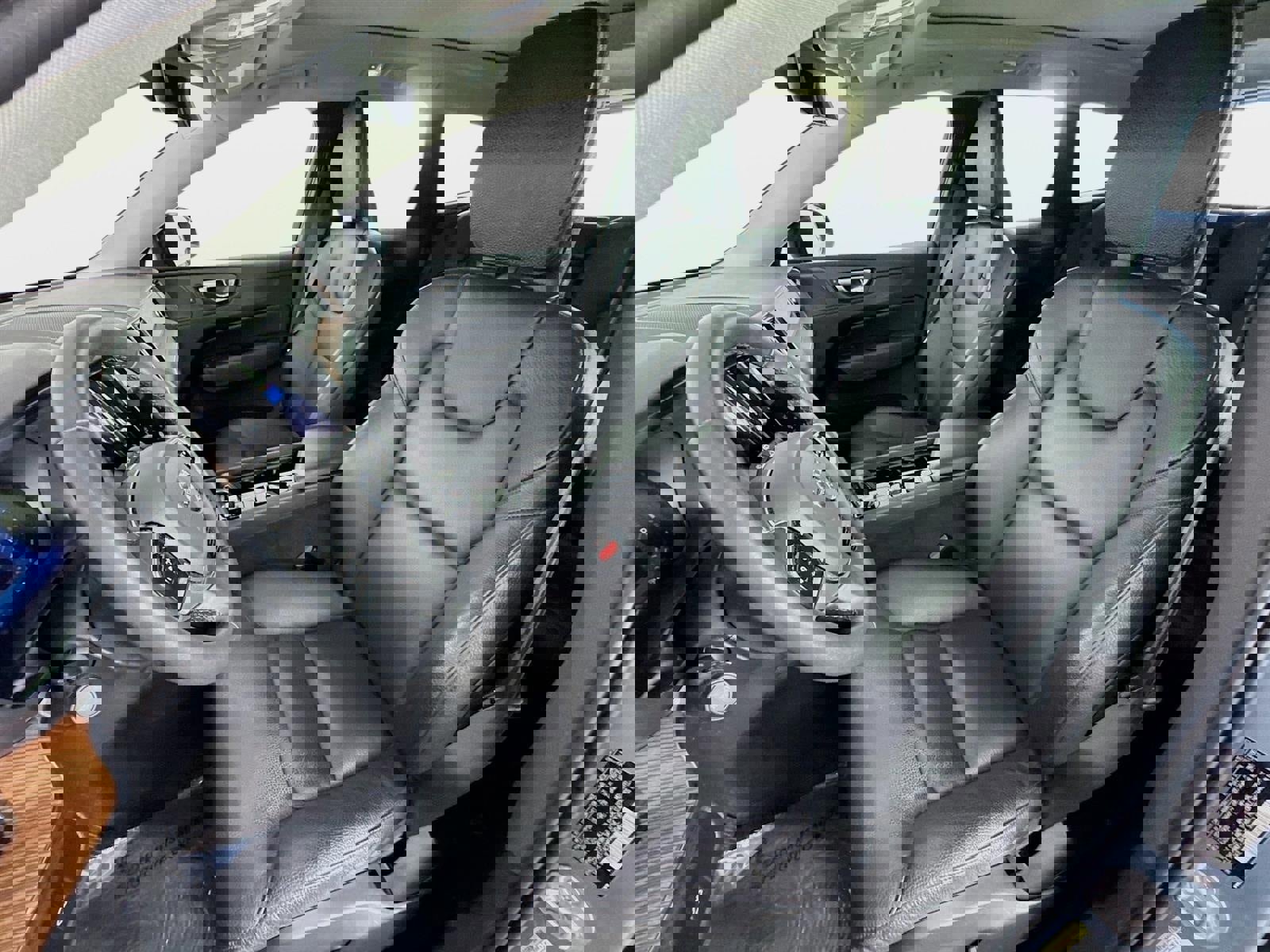 Used 2023 Volvo XC60 B5 Plus w/ Climate Package image 12