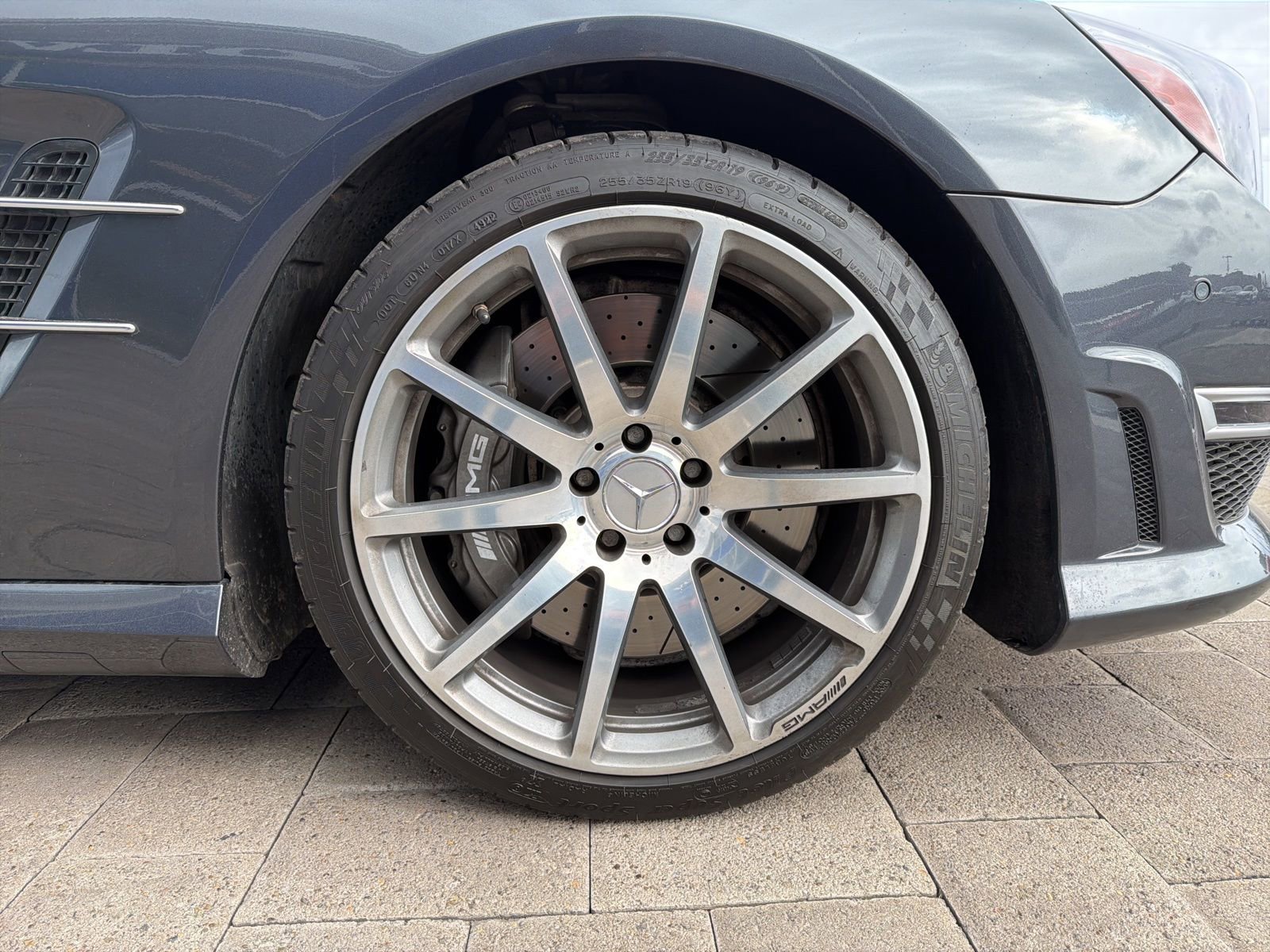 Used 2013 Mercedes-Benz SL 63 AMG image 8