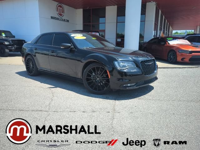 Certified 2023 Chrysler 300 S RWD image 1