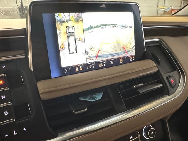 Used 2023 Chevrolet Suburban Premier AWD/4WD image 9