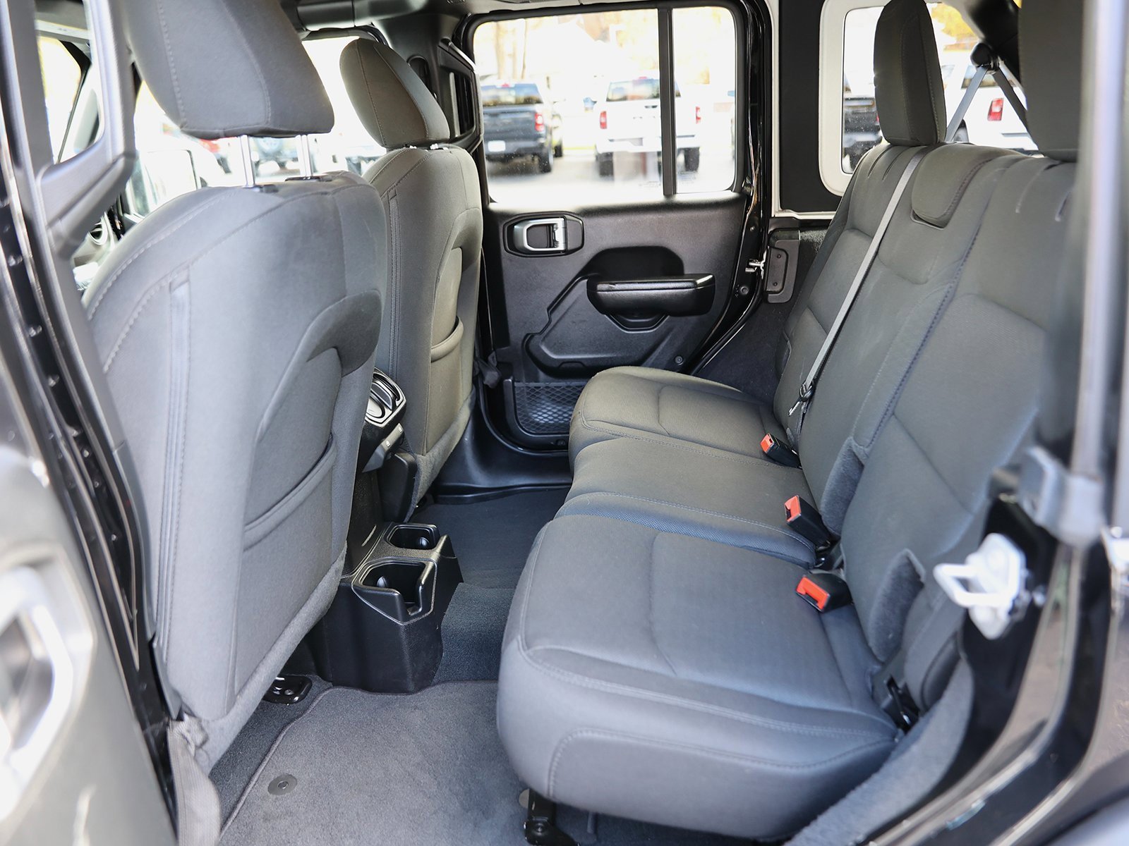 Used 2020 Jeep Wrangler Unlimited Sport image 21