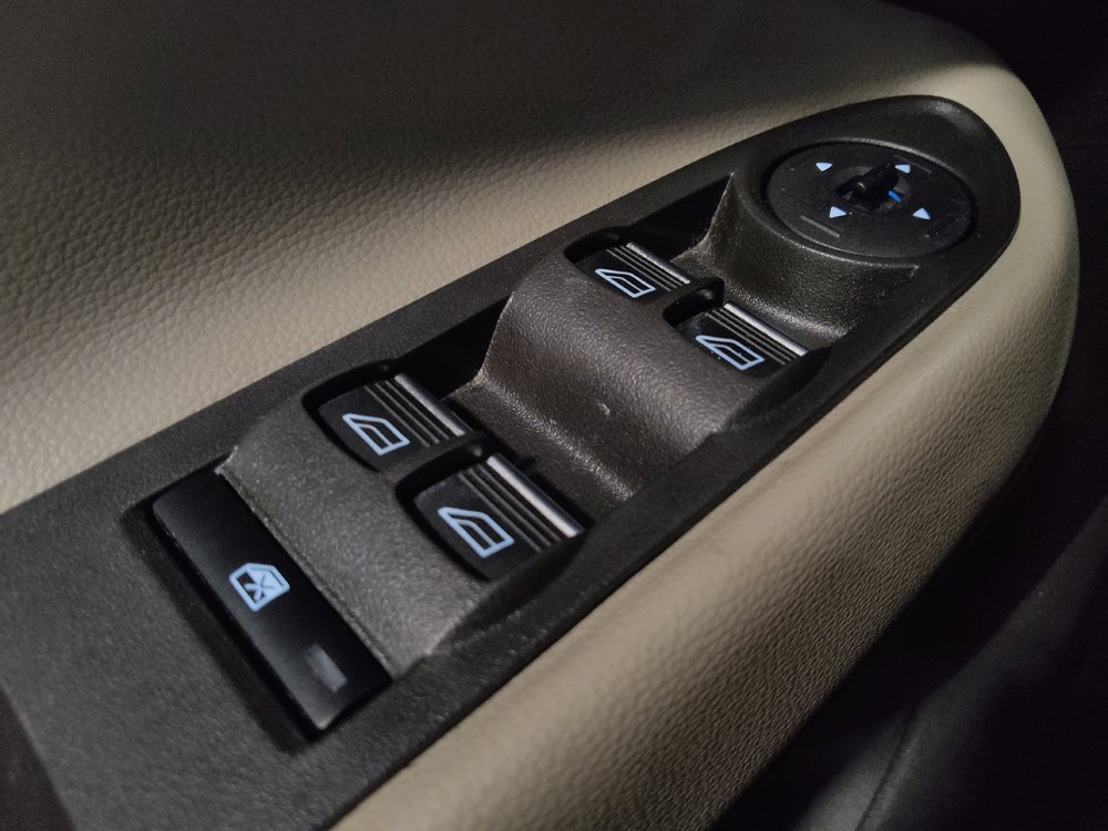 Used 2019 Ford Escape SEL FWD image 27