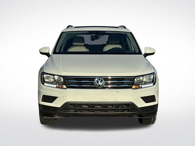 Used 2020 Volkswagen Tiguan SE w/ Panoramic Sunroof Package AWD/4WD image 10