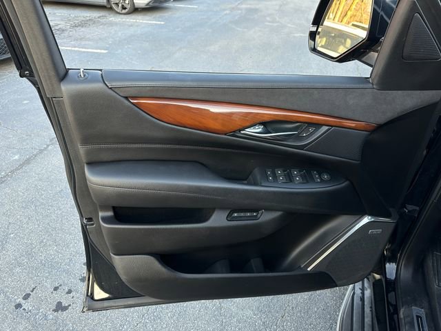 Used 2017 Cadillac Escalade ESV Premium Luxury image 12