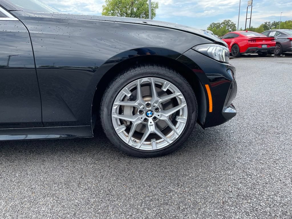 Used 2025 BMW 330i xDrive Sedan AWD/4WD image 31