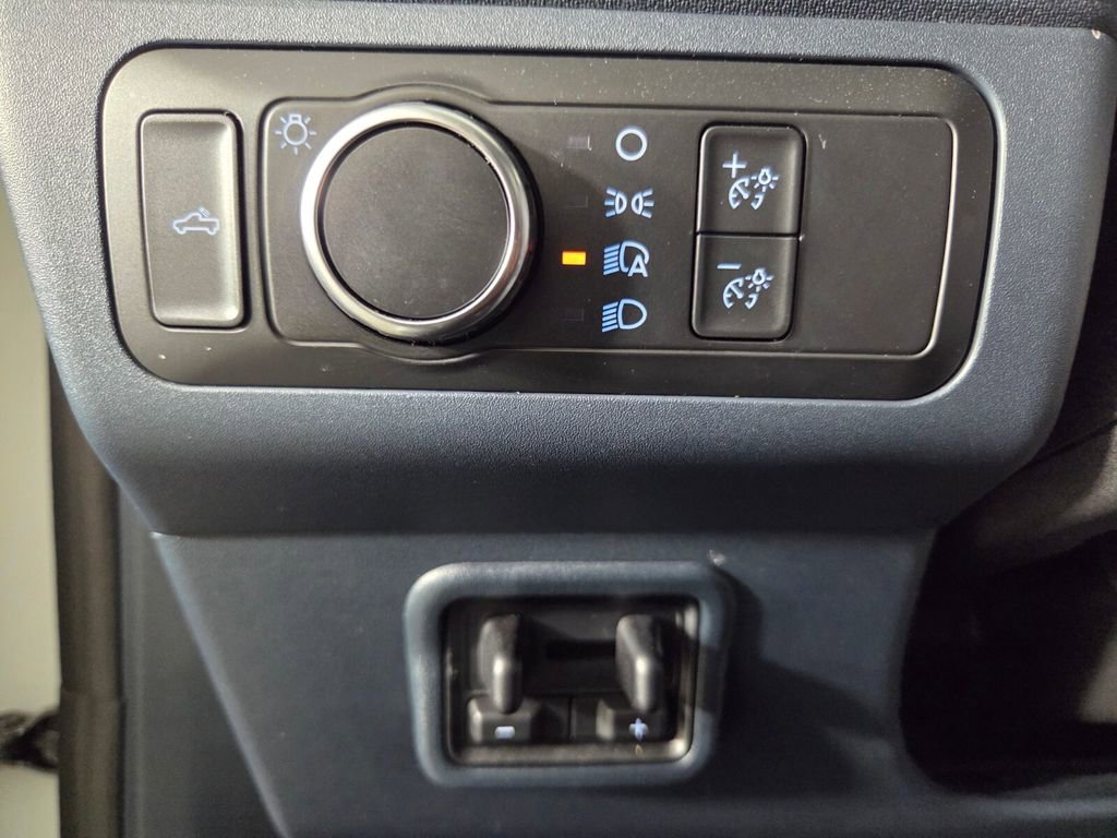 Used 2022 Ford Maverick Lariat w/ Lariat Luxury Package image 19