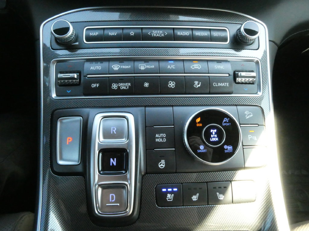 Used 2023 Hyundai Santa Fe Limited AWD/4WD image 31