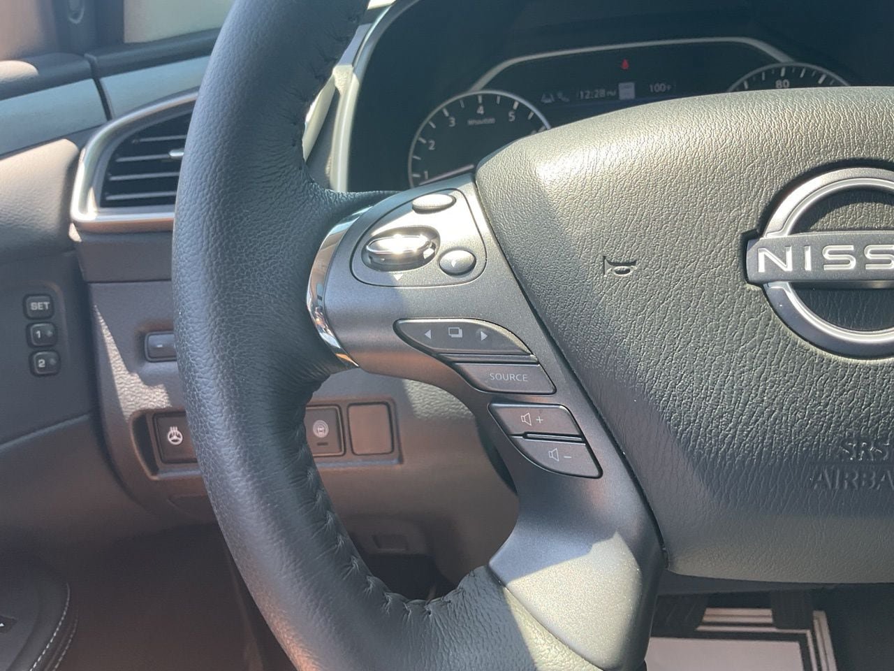 Used 2024 Nissan Murano SL FWD image 26