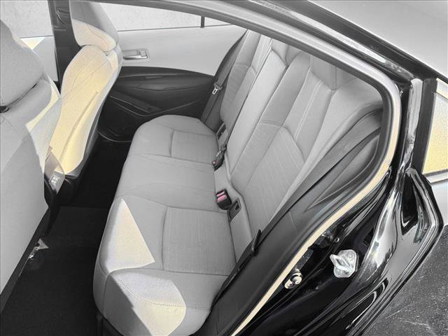 Certified 2025 Toyota Corolla SE image 18