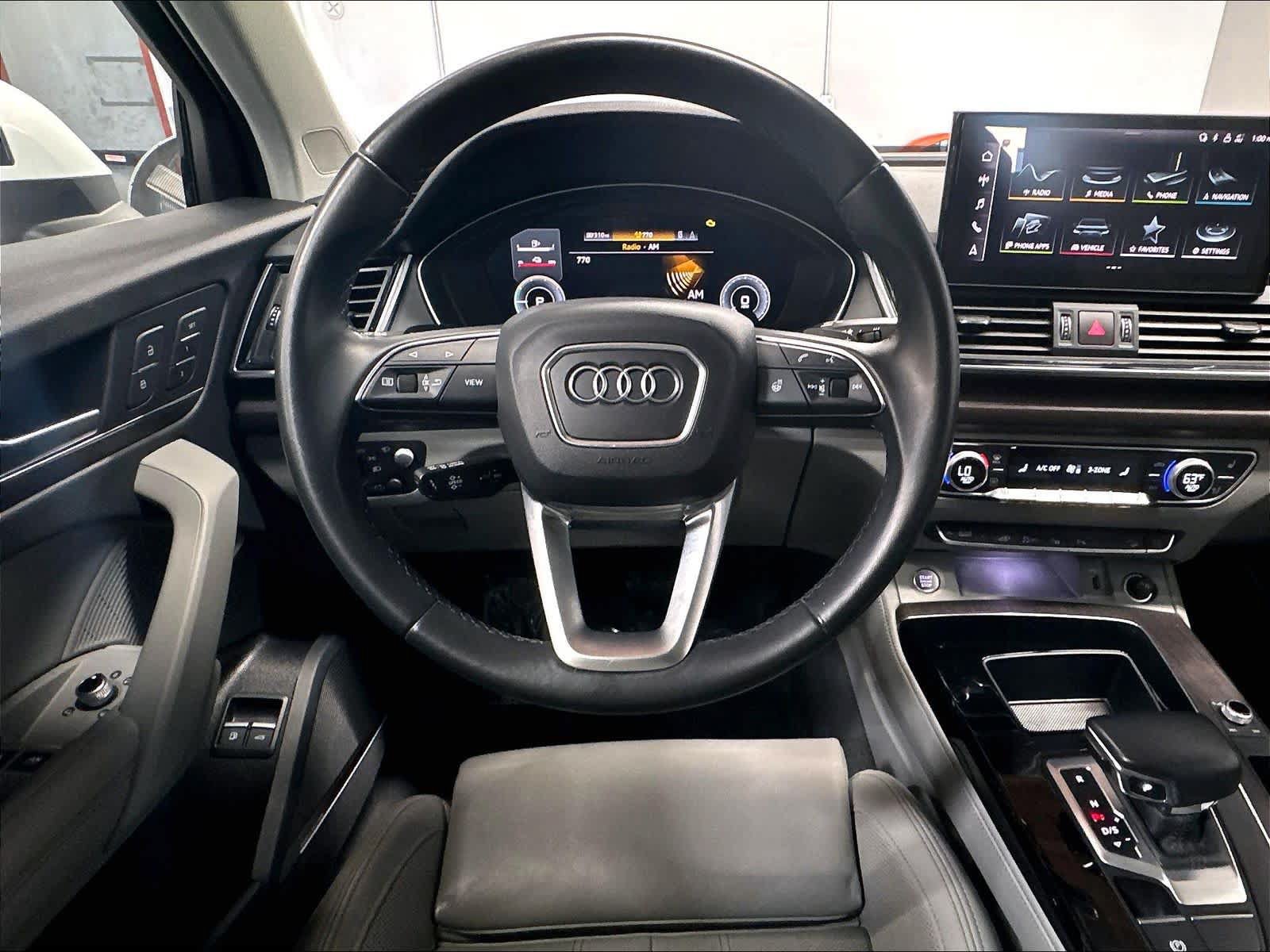 Used 2022 Audi Q5 e Prestige w/ Prestige Package AWD/4WD image 8