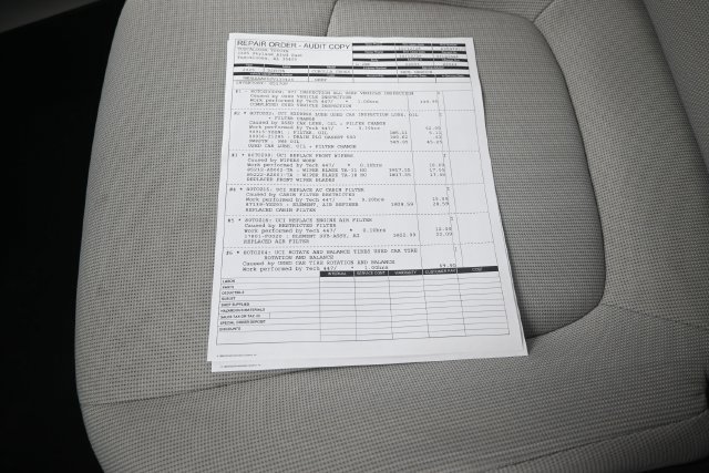 Used 2025 Toyota Corolla Cross L FWD image 5