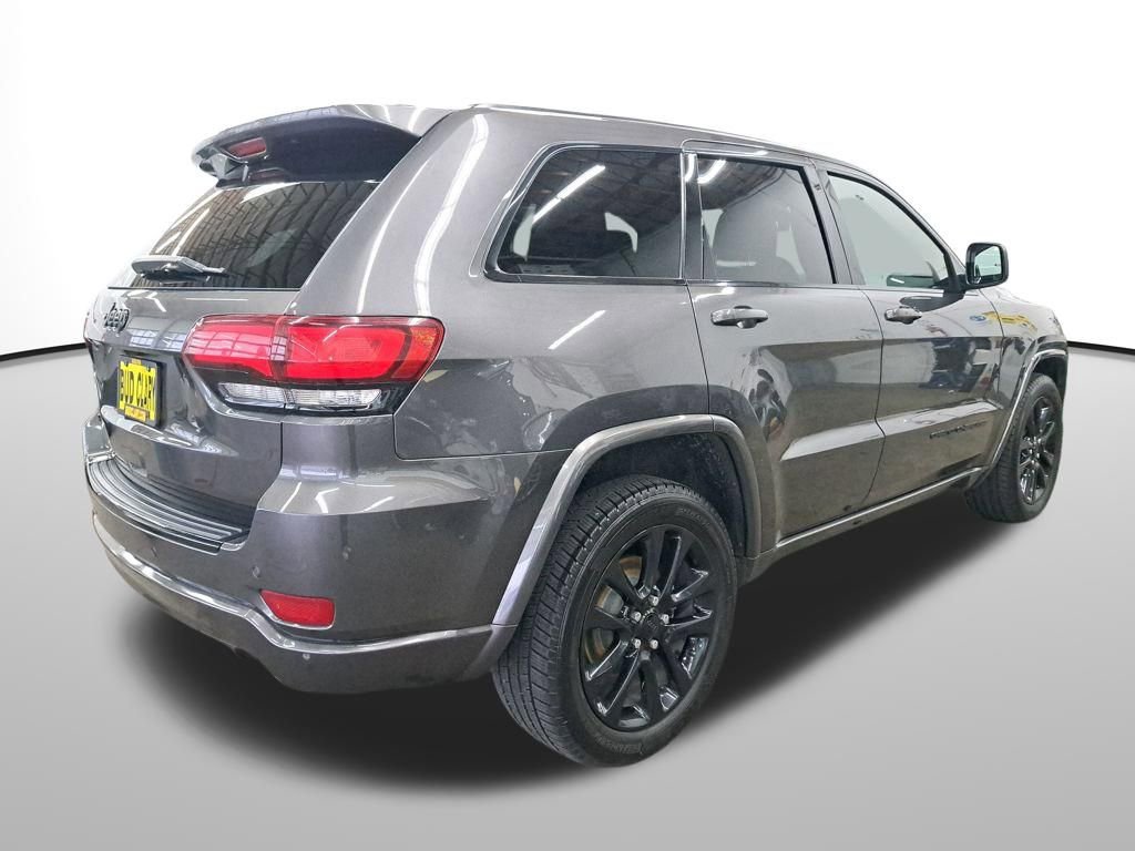 Used 2018 Jeep Grand Cherokee Altitude image 6
