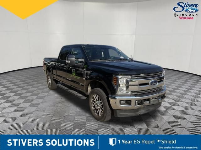 Used 2018 Ford F250 Lariat w/ Lariat Ultimate Package AWD/4WD image 3