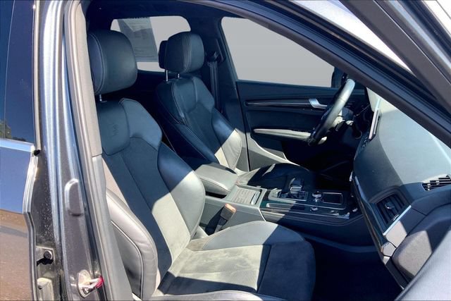 Used 2020 Audi SQ5 Premium Plus w/ Premium Plus Package AWD/4WD image 7