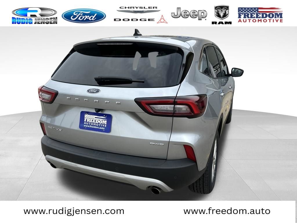 Used 2024 Ford Escape Active w/ Tech Pack #1 AWD/4WD image 6