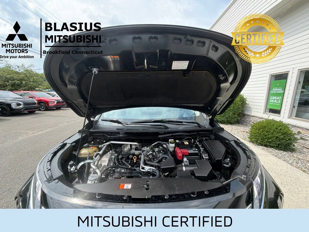 Used 2025 Mitsubishi Outlander AWD image 47