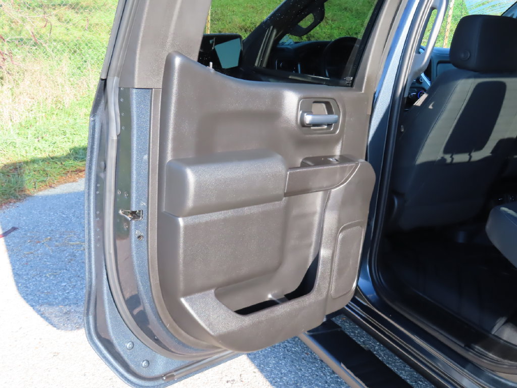 Used 2019 Chevrolet Silverado 1500 LT w/ All-Star Edition AWD/4WD image 29