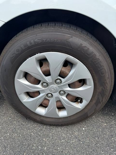 Used 2016 Hyundai Accent SE FWD image 8