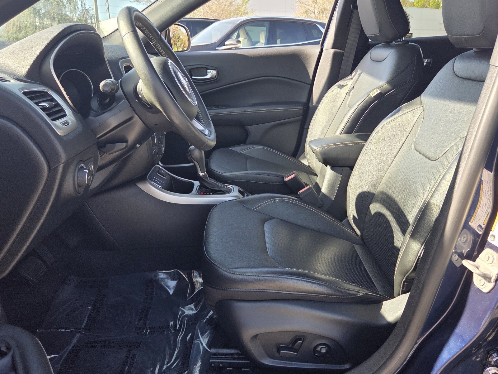 Used 2021 Jeep Compass Latitude image 10