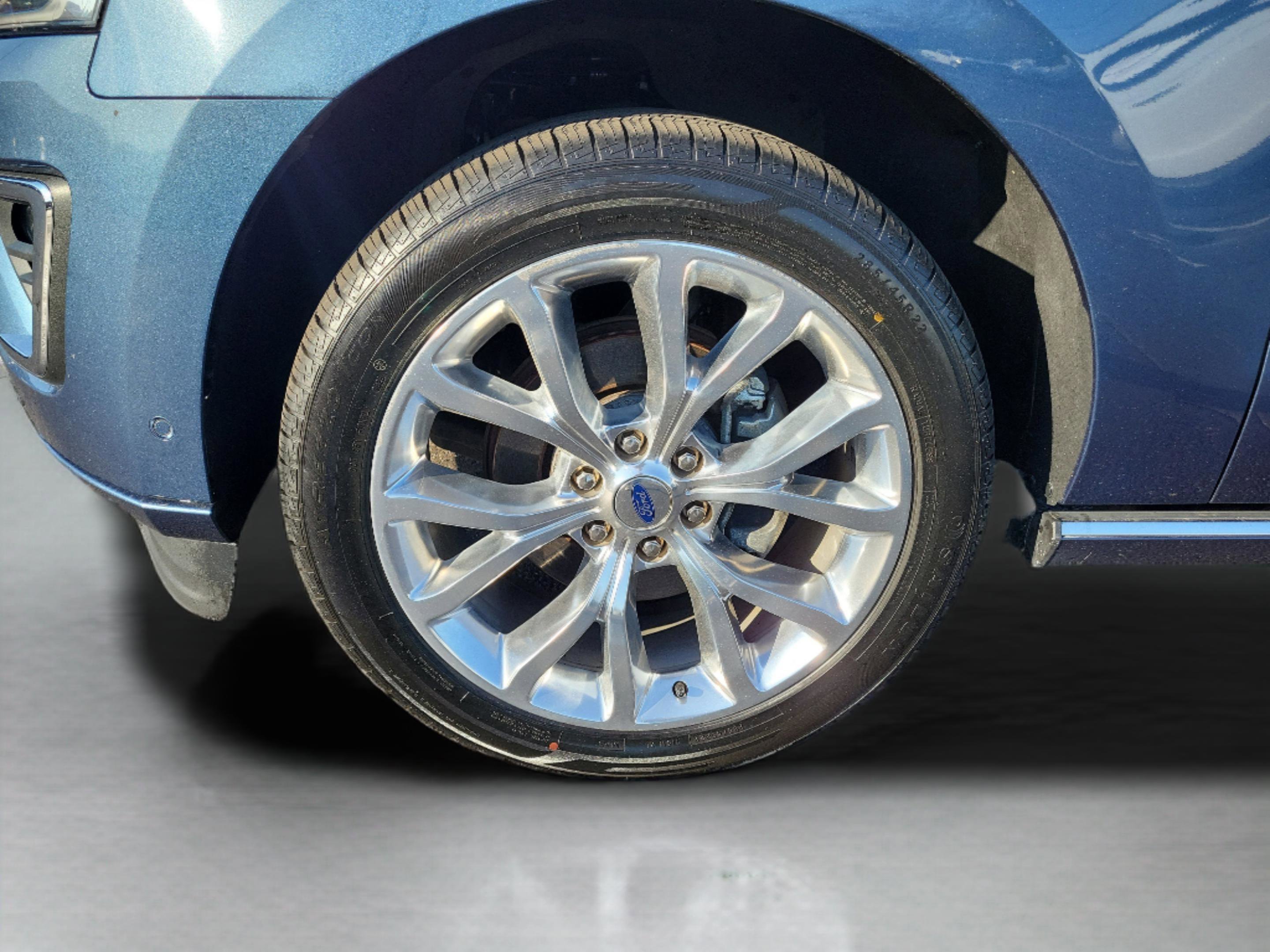 Used 2018 Ford Expedition Platinum image 34