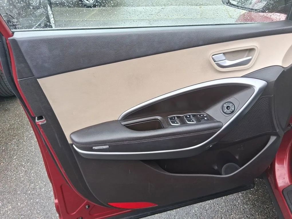 Used 2013 Hyundai Santa Fe Sport FWD image 9