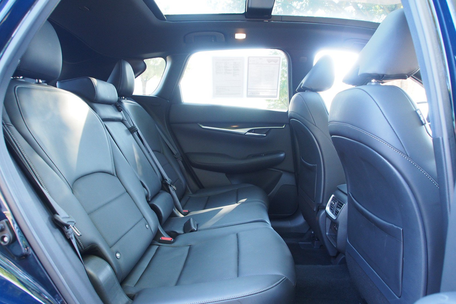 Used 2025 INFINITI QX50 Sport AWD/4WD image 14