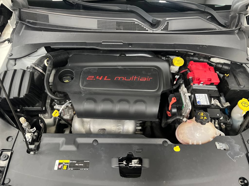 Used 2021 Jeep Compass Latitude FWD image 23