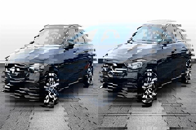 Certified 2025 Mercedes-Benz C 300 4MATIC Sedan image 4