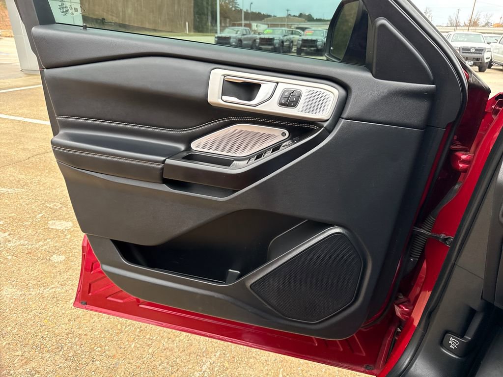 Used 2020 Ford Explorer ST w/ ST Street Pack image 23